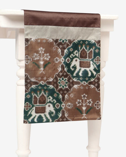 THE ELEPHANT PROCESSION SILK RUNNER