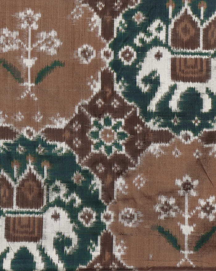 THE ELEPHANT PROCESSION SILK RUNNER