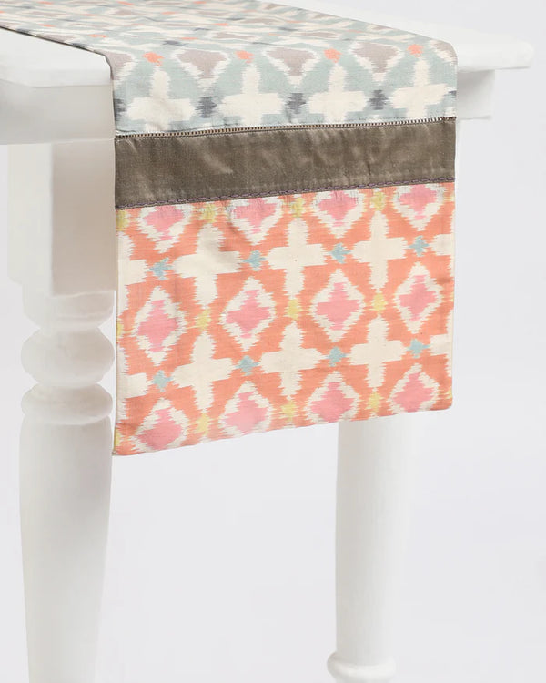 Loom's Gambit Table Silk