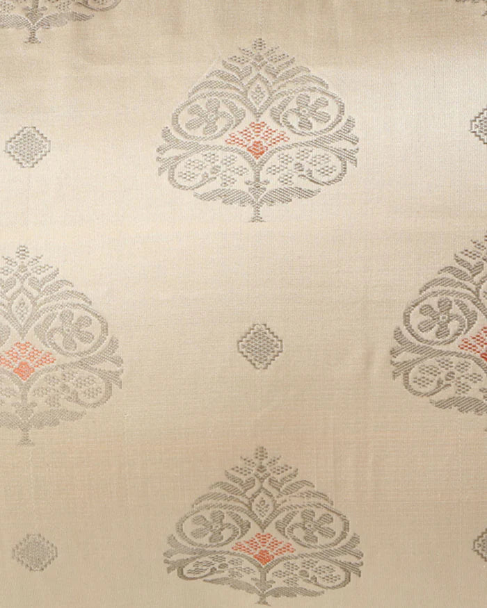 Silk Glow Cushion